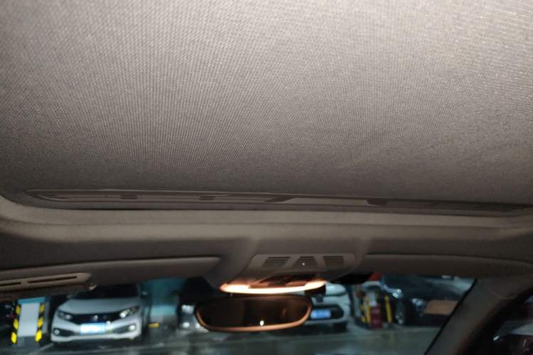 Used BMW 1 Series 2013 Facelifted 118i Leading Edition Headliner