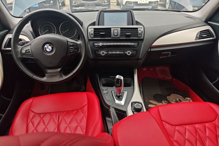 Used BMW 1 Series 2013 Revised 116i Leading Edition Center Console