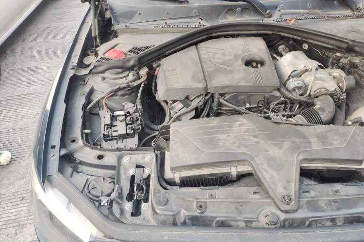 Used BMW 1 Series 2013 Revised 116i Leading Edition Engine Bay Right