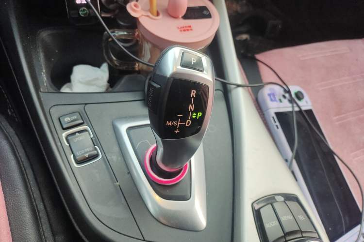 Used BMW 1 Series 2013 Revised 116i Leading Edition Gear Lever
