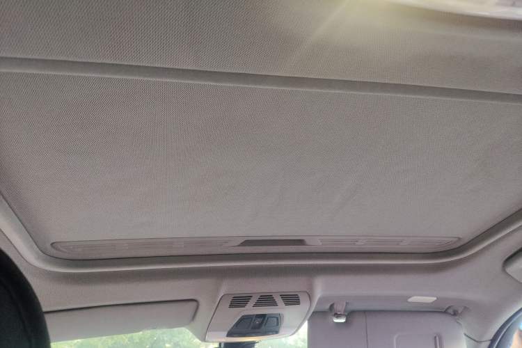 Used BMW 1 Series 2013 Revised 116i Leading Edition Headliner