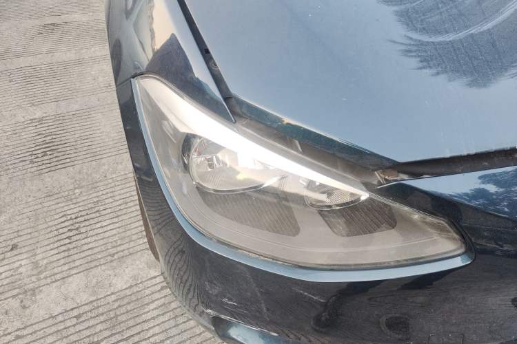 Used BMW 1 Series 2013 Revised 116i Leading Edition Right Front Headlight