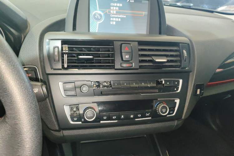 Used BMW 1 Series 2013 Revised 118i Sport Edition Audio And AC Panel