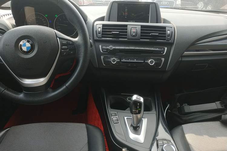 Used BMW 1 Series 2013 Revised 116i Leading Edition Audio And AC Panel