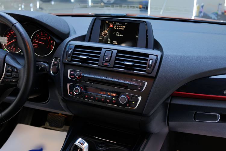 Used BMW 1 Series 2013 Revised 118i Sport Edition Audio And AC Panel