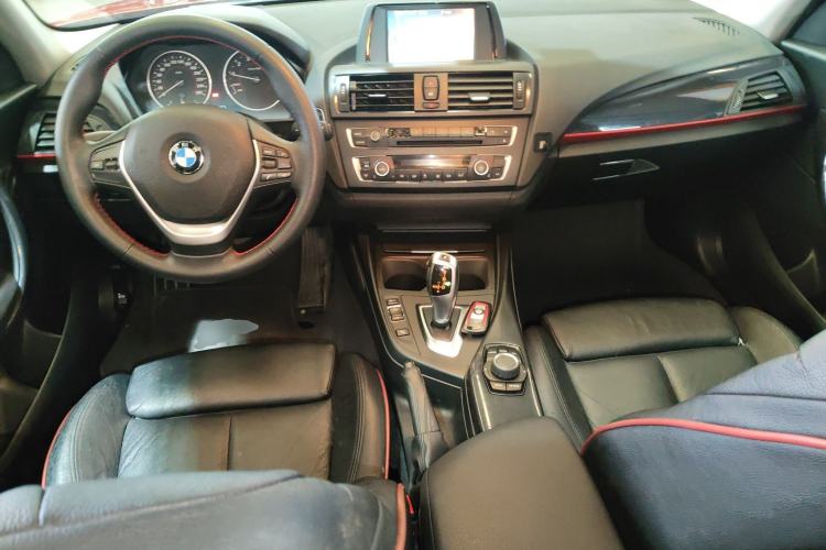 Used BMW 1 Series 2013 Revised 118i Sport Edition Center Console