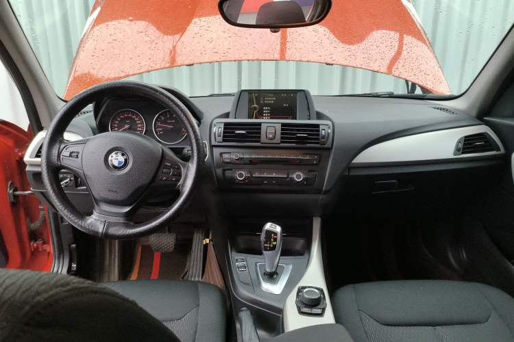 Used BMW 1 Series 2013 Revised 116i Leading Edition Center Console
