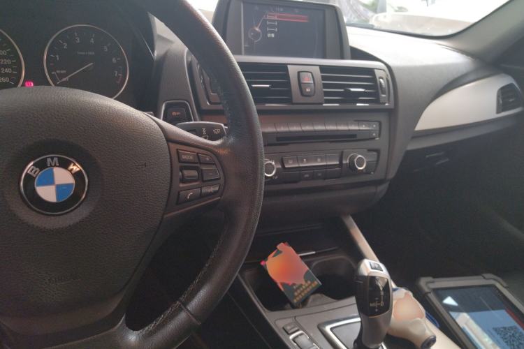 Used BMW 1 Series 2013 Revised 116i Leading Edition Center Console