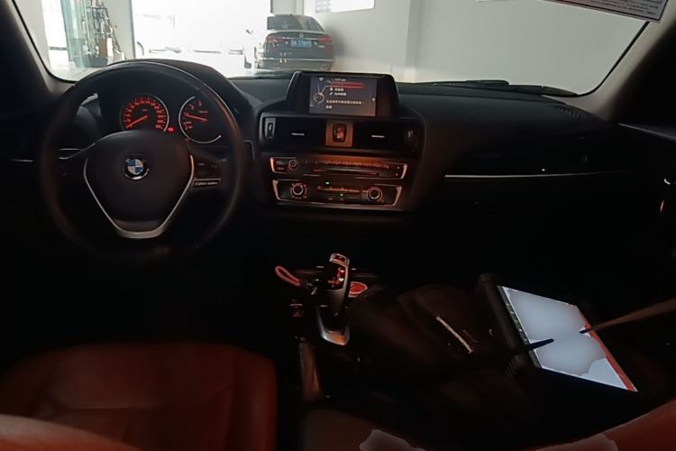 Used BMW 1 Series 2013 Revised 116i Urban Edition Center Console