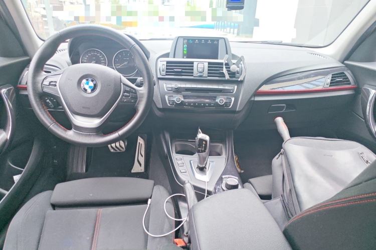 Used BMW 1 Series 2013 Revised 118i Sport Edition Center Console