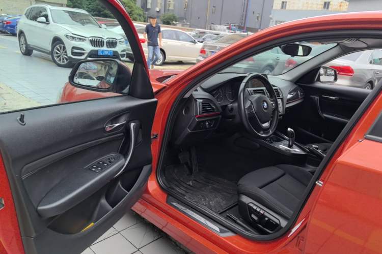 Used BMW 1 Series 2013 Revised 118i Sport Edition Driver Seat