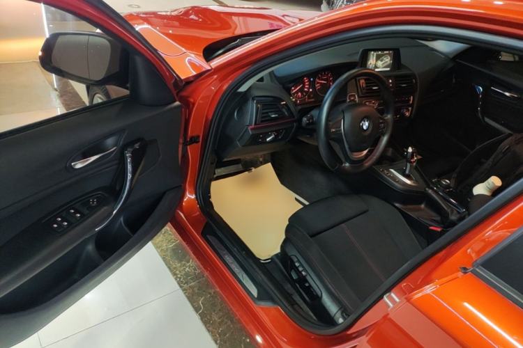 Used BMW 1 Series 2013 Revised 118i Sport Edition Driver Seat