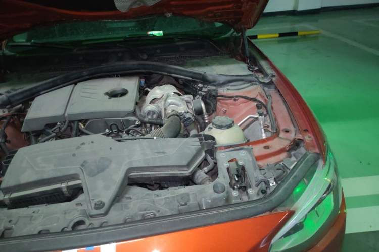 Used BMW 1 Series 2013 Facelifted 118i Leading Edition Engine Bay Left