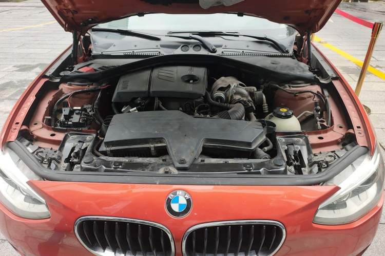 Used BMW 1 Series 2013 Revised 118i Sport Edition Engine Bay