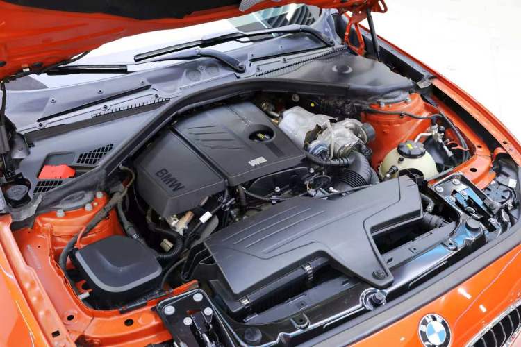 Used BMW 1 Series 2013 Revised 118i Sport Edition Engine Bay