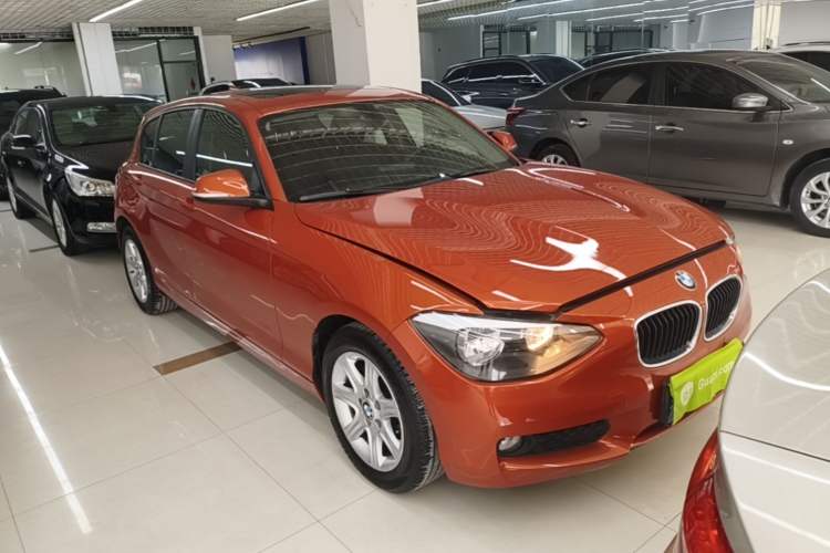 Used BMW 1 Series 2013 Revised 116i Leading Edition Front Right 45 Deg