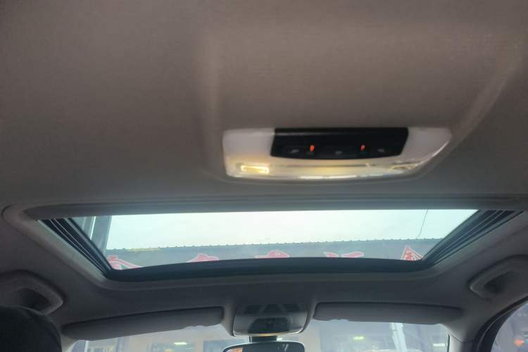 Used BMW 1 Series 2013 Facelifted 118i Leading Edition Headliner
