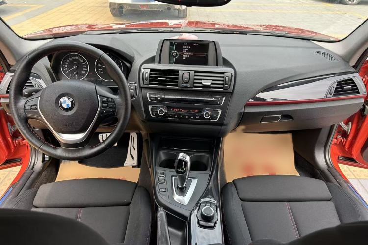 Used BMW 1 Series 2013 Revised 118i Sport Edition Interior 1
