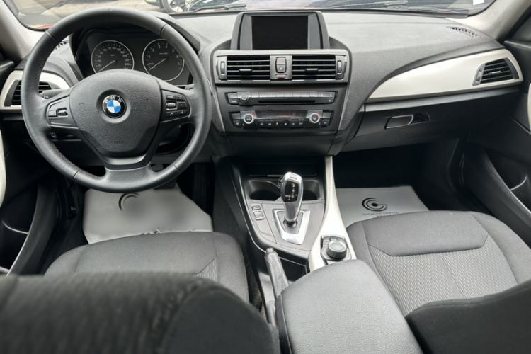 Used BMW 1 Series 2013 Facelifted 118i Leading Edition Interior 1