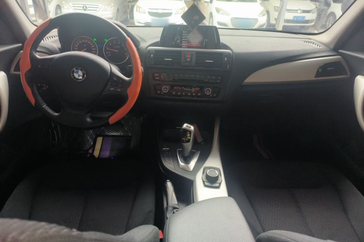 Used BMW 1 Series 2013 Facelifted 118i Leading Edition Interior 2
