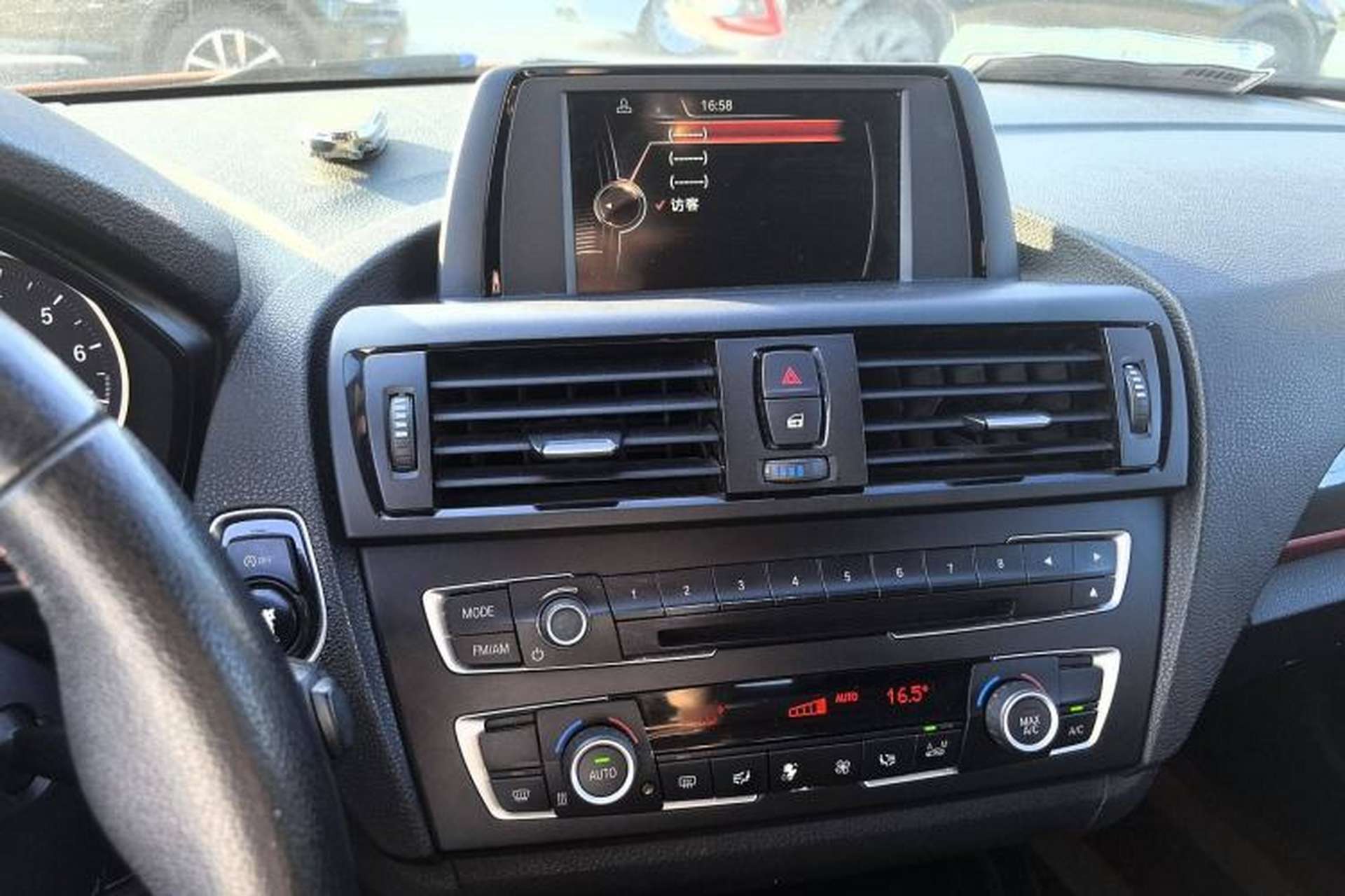 Used BMW 1 Series 2013 Revised 118i Sport Edition Interior 3