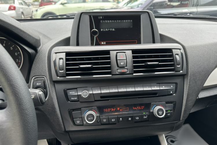 Used BMW 1 Series 2013 Facelifted 118i Leading Edition Interior 3