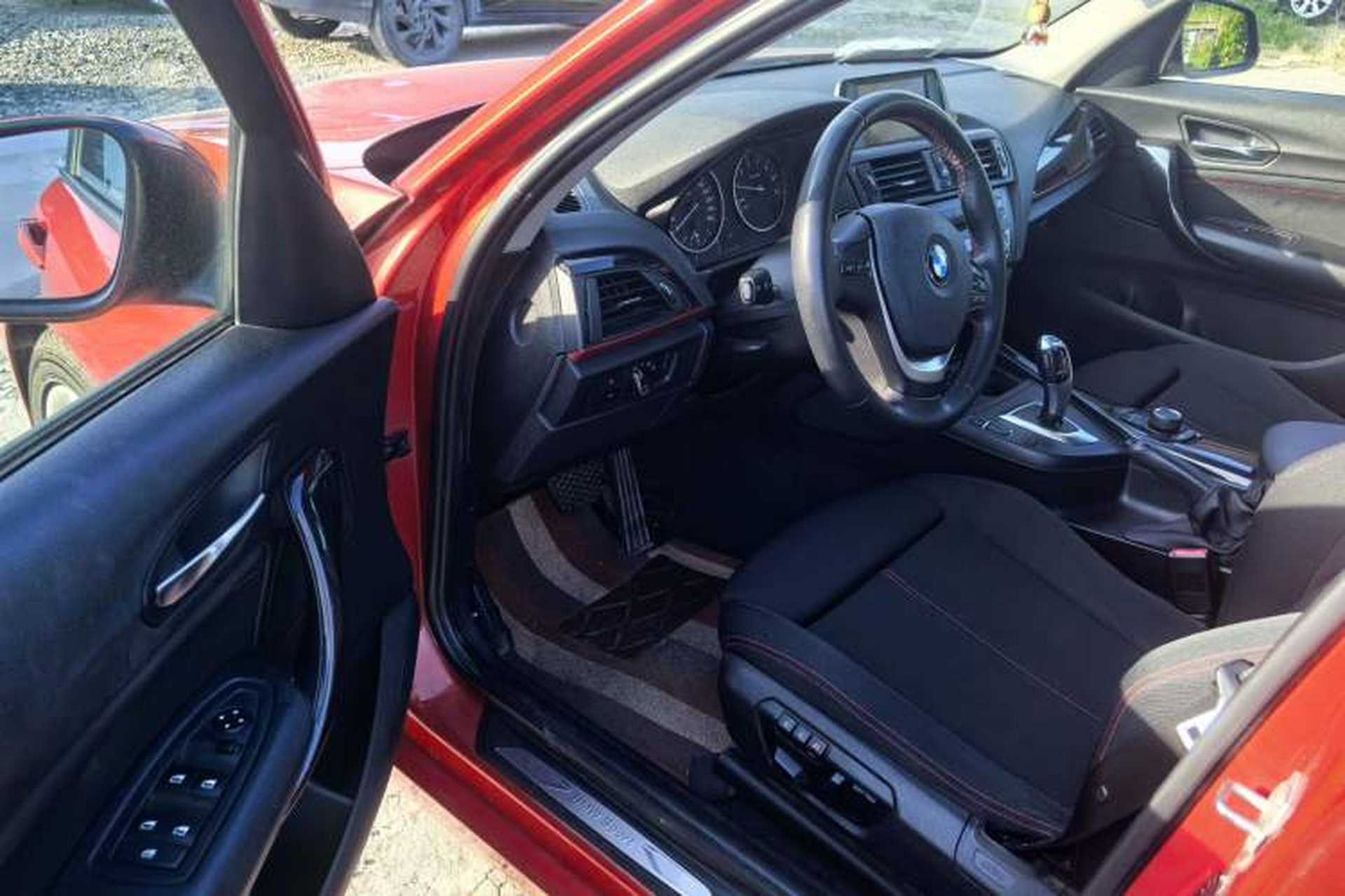 Used BMW 1 Series 2013 Revised 118i Sport Edition Interior 5