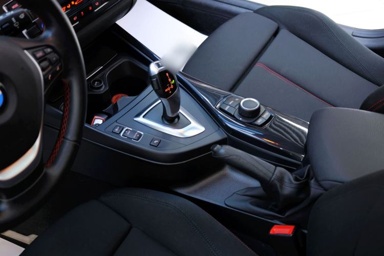 Used BMW 1 Series 2013 Revised 118i Sport Edition Interior 5