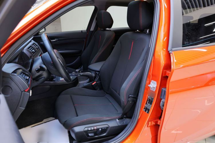 Used BMW 1 Series 2013 Revised 118i Sport Edition Interior 6