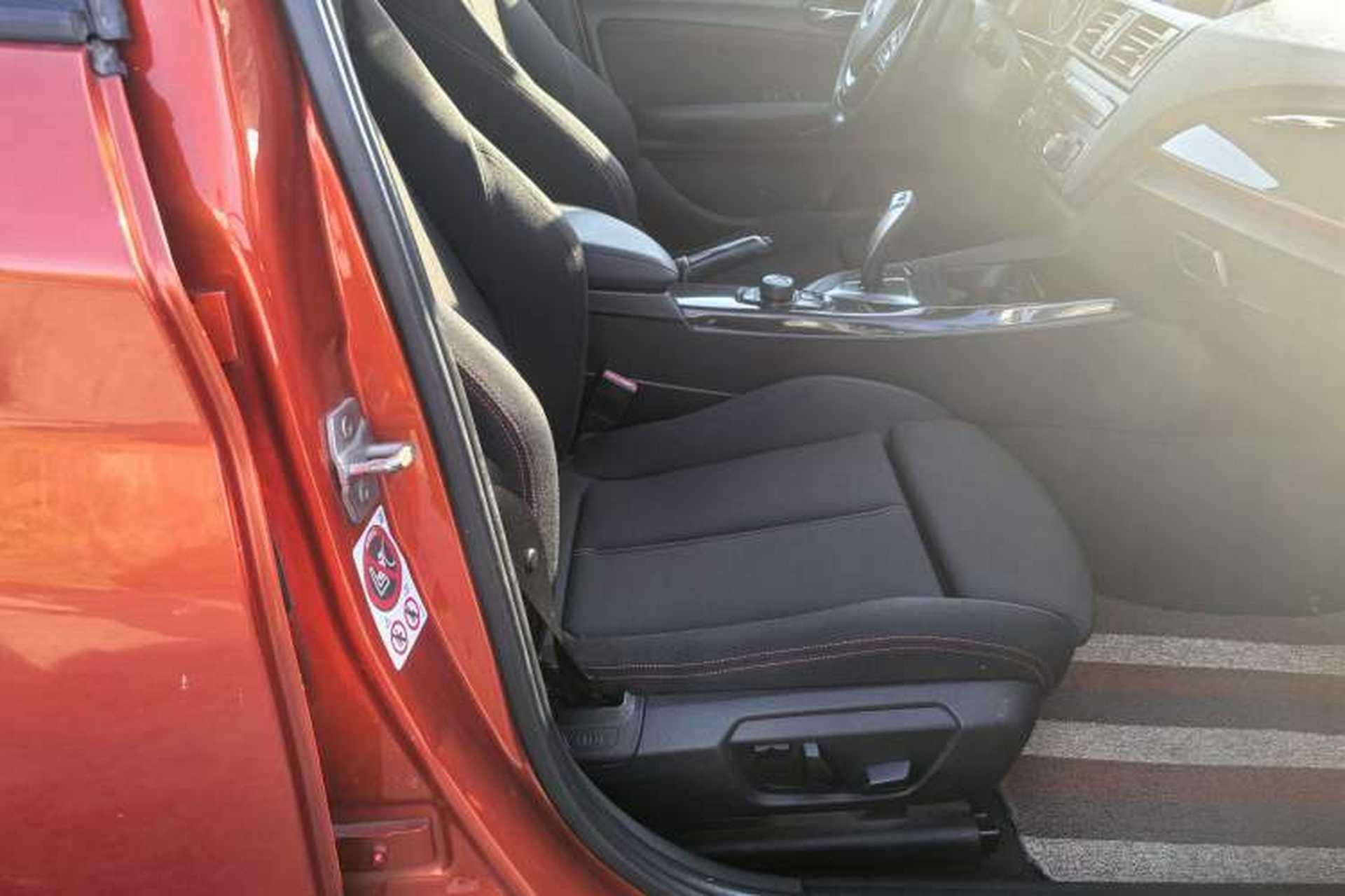 Used BMW 1 Series 2013 Revised 118i Sport Edition Interior 8