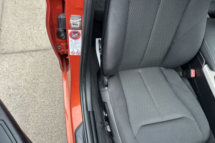 Used BMW 1 Series 2013 Facelifted 118i Leading Edition Interior 8
