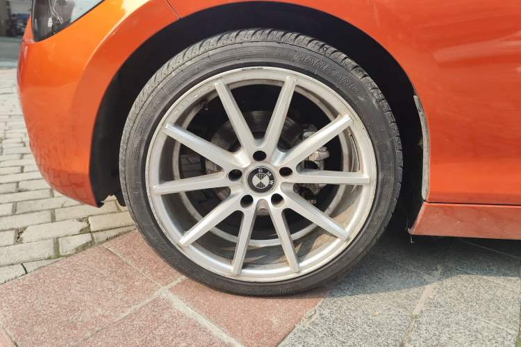 Used BMW 1 Series 2013 Revised 116i Leading Edition Left Front Wheel Hub