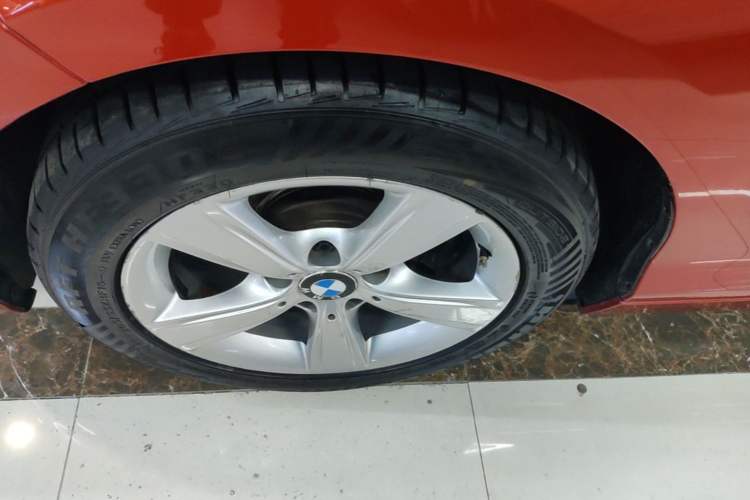 Used BMW 1 Series 2013 Revised 118i Sport Edition Left Front Wheel Hub