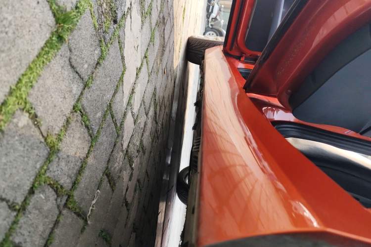 Used BMW 1 Series 2013 Revised 116i Leading Edition Left Side Sill