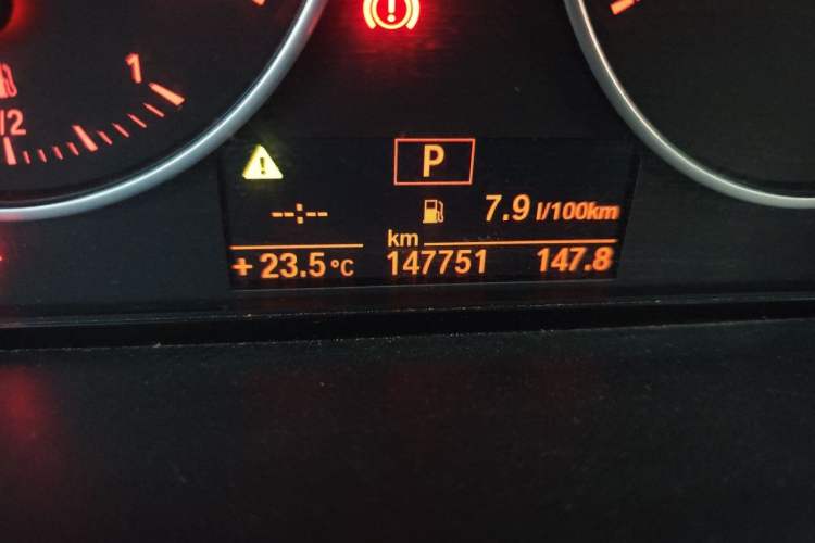 Used BMW 1 Series 2013 Revised 116i Leading Edition Odometer Close Up