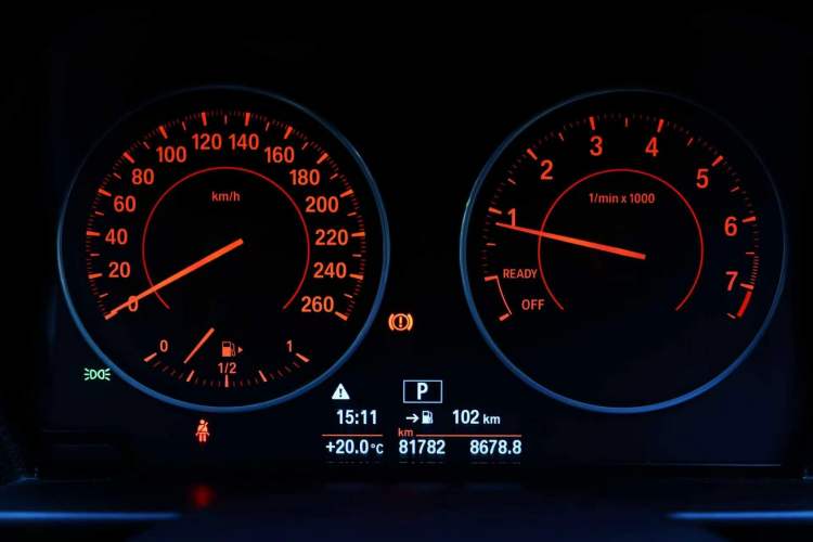 Used BMW 1 Series 2013 Revised 118i Sport Edition Odometer Close Up