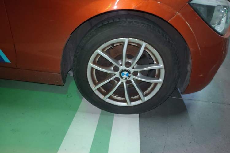 Used BMW 1 Series 2013 Facelifted 118i Leading Edition Right Front Wheel Hub