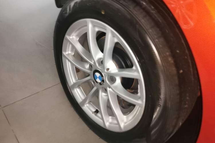 Used BMW 1 Series 2013 Facelifted 118i Leading Edition Right Rear Wheel Hub