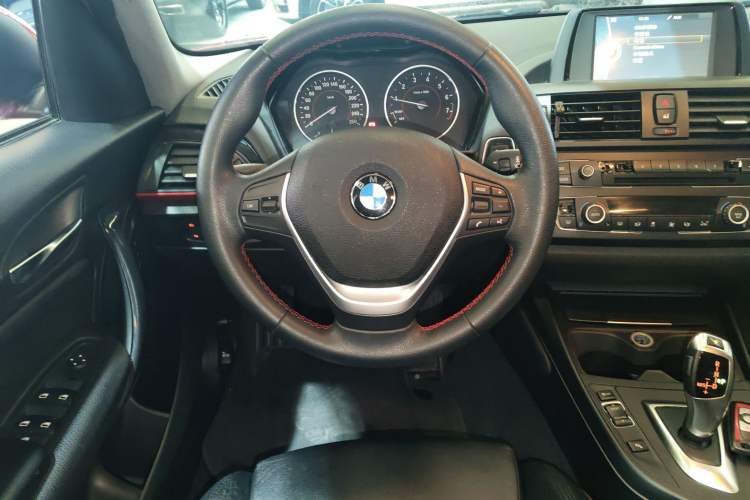 Used BMW 1 Series 2013 Revised 118i Sport Edition Steering Wheel