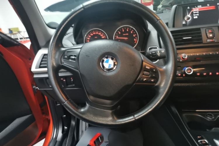 Used BMW 1 Series 2013 Facelifted 118i Leading Edition Steering Wheel