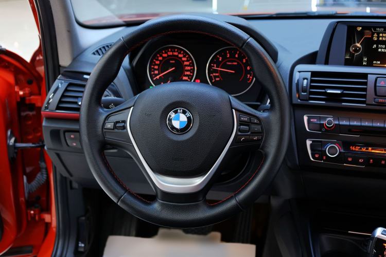 Used BMW 1 Series 2013 Revised 118i Sport Edition Steering Wheel