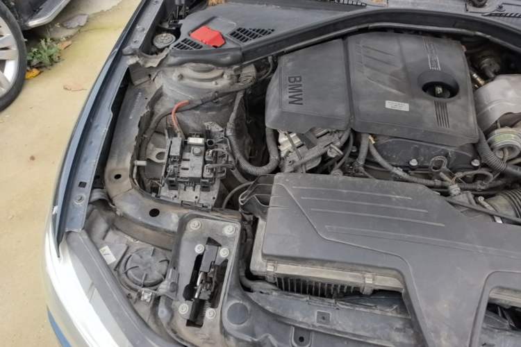 Used BMW 1 Series 2013 Facelifted 118i Leading Edition Engine Bay Right