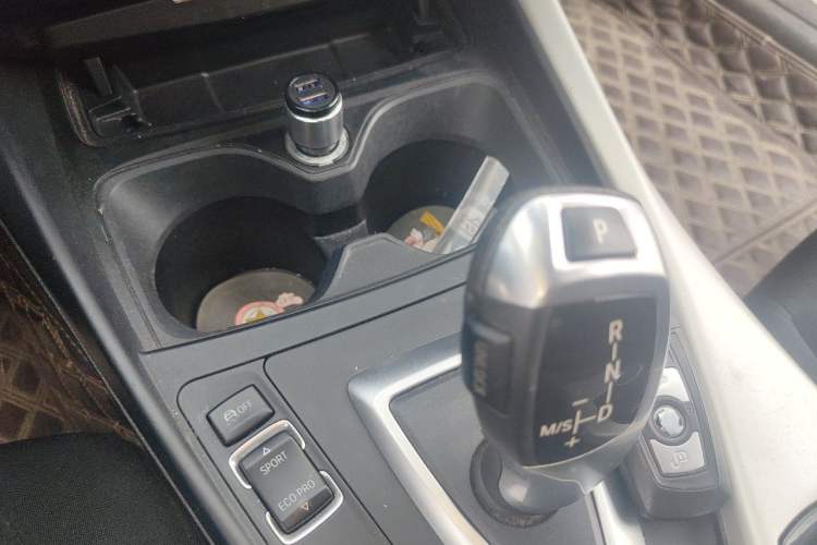 Used BMW 1 Series 2013 Facelifted 118i Leading Edition Gear Lever