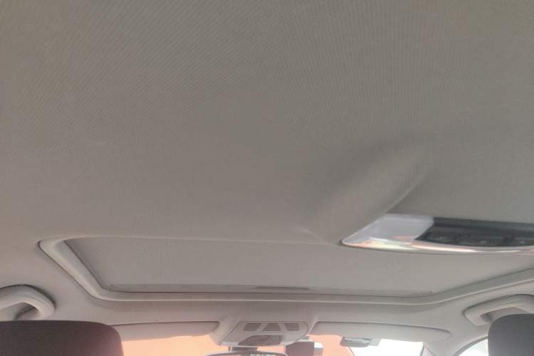 Used BMW 1 Series 2013 Facelifted 118i Leading Edition Headliner