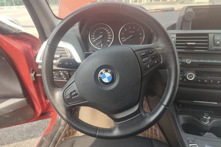 Used BMW 1 Series 2013 Facelifted 118i Leading Edition Steering Wheel