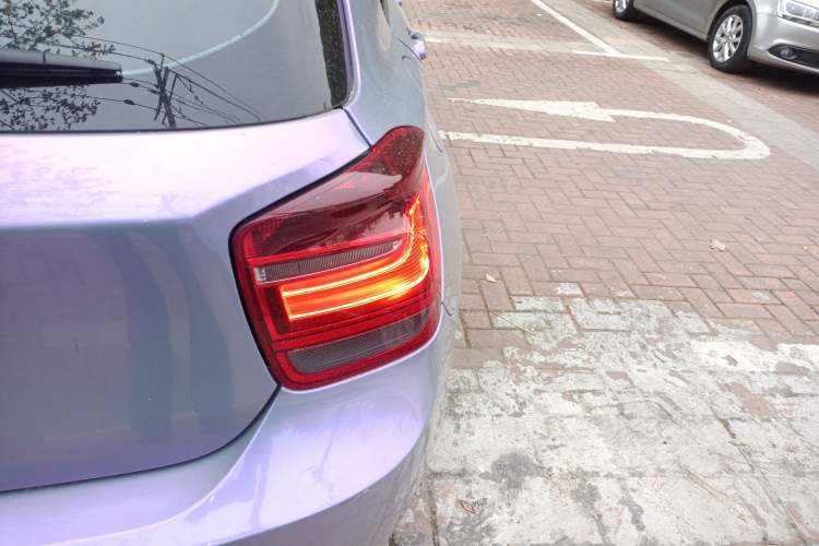 Used BMW 1 Series 2013 Facelifted 118i Leading Edition Exterior 6