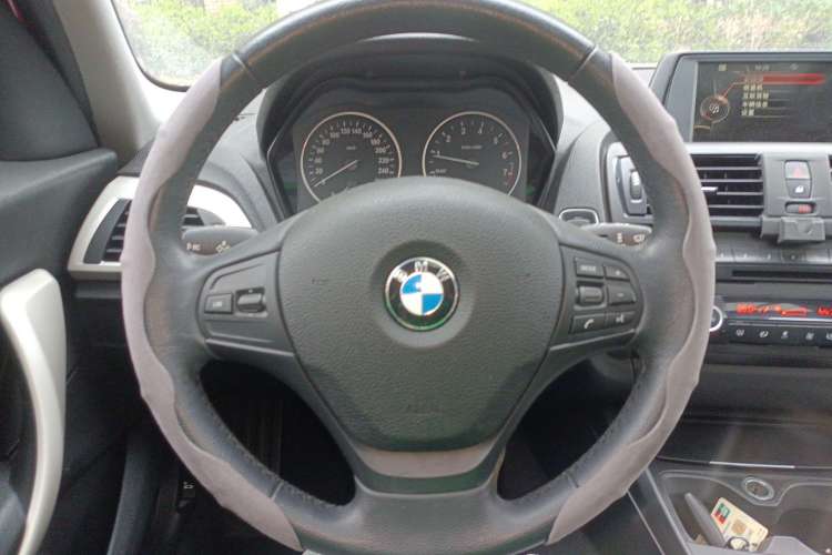 Used BMW 1 Series 2013 Facelifted 118i Leading Edition Steering Wheel