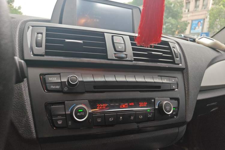 Used BMW 1 Series 2013 Facelifted 118i Leading Edition Audio And AC Panel