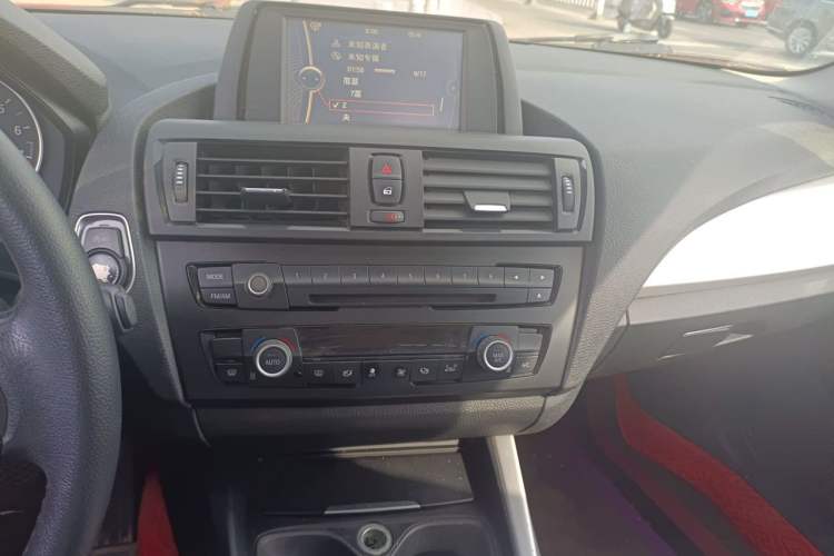 Used BMW 1 Series 2013 Facelifted 118i Leading Edition Audio And AC Panel