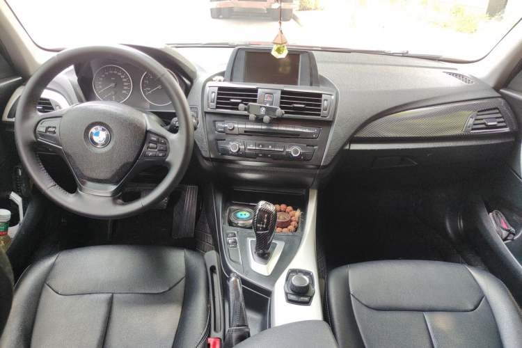 Used BMW 1 Series 2013 Revised 116i Leading Edition Center Console